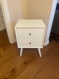 Night stand