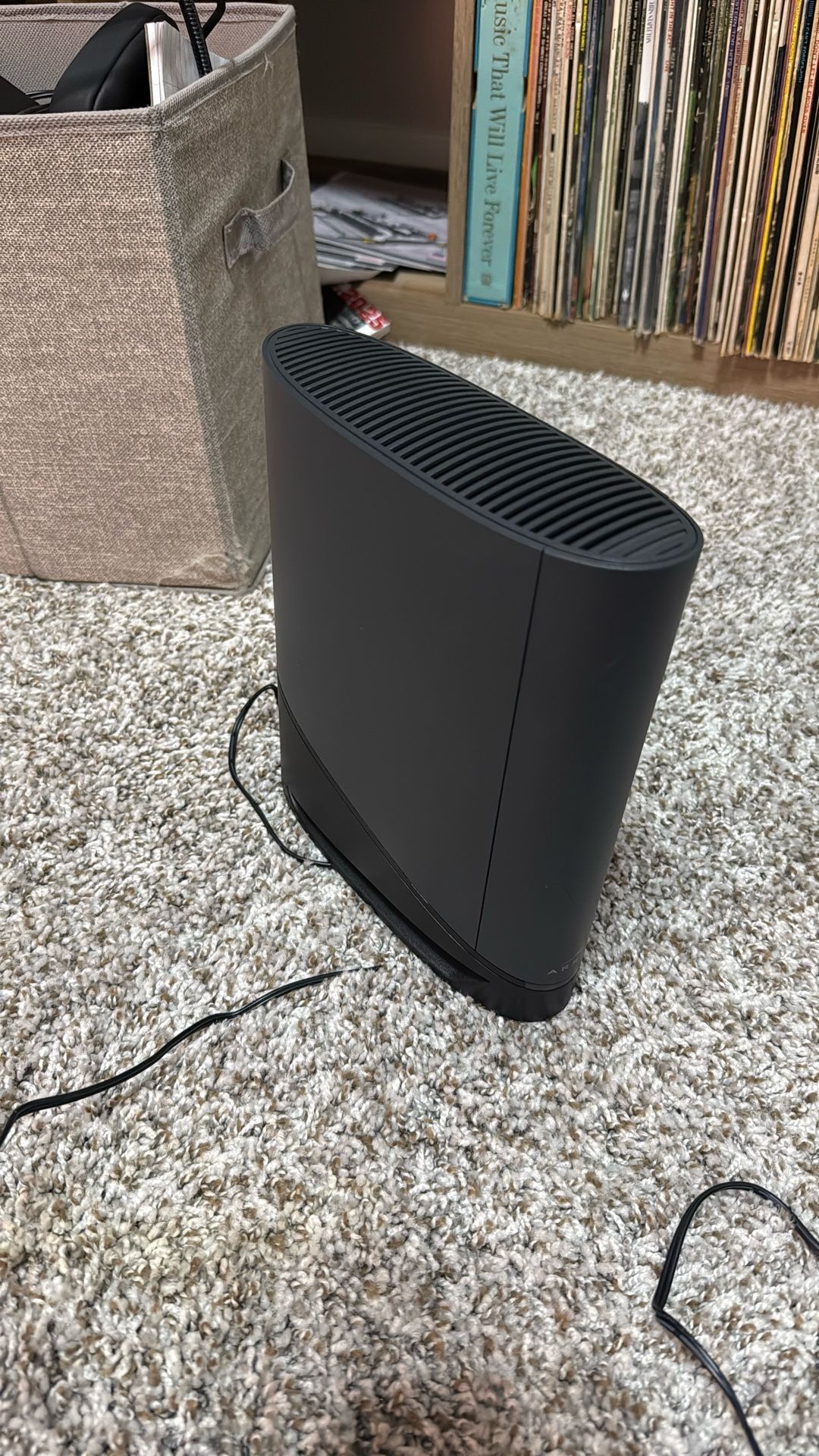 ARRIS SURFboard 1001370 DOCSIS 3.1 G36 Gigabit Cable Modem & Wi-Fi 6 Router