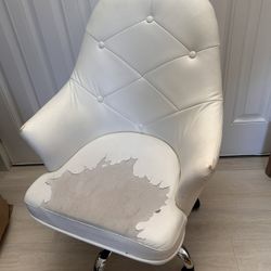 White Office/Vanity Chair