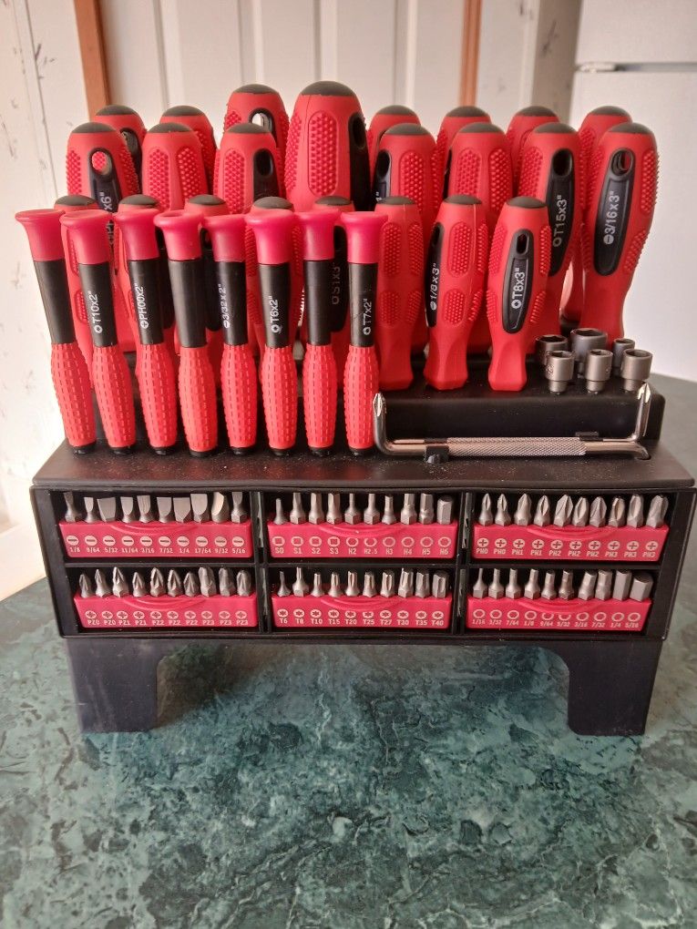 100pc Screwdriver Set 