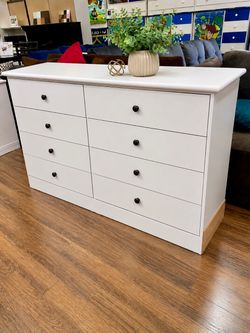 🔥White 8-Drawer Dresser - Fast delivery