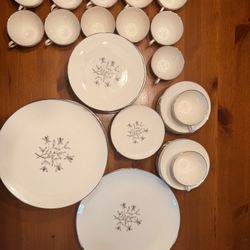 78 Piece Princess By Lenox X 516 Antique Fine China