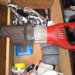 Milwaukee Corded Reciprocating Saw (saw-zall) 