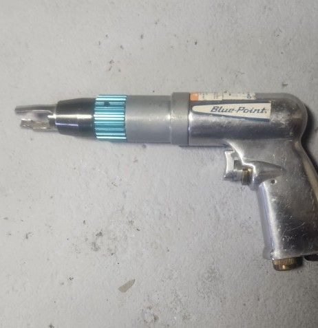 SNAP ON RIVIT REMOVER