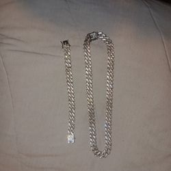 Cuban Link Chain 20 Inches  Matching Bracelet 