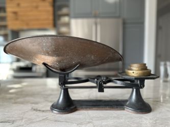 Antique Cast Iron Scale
