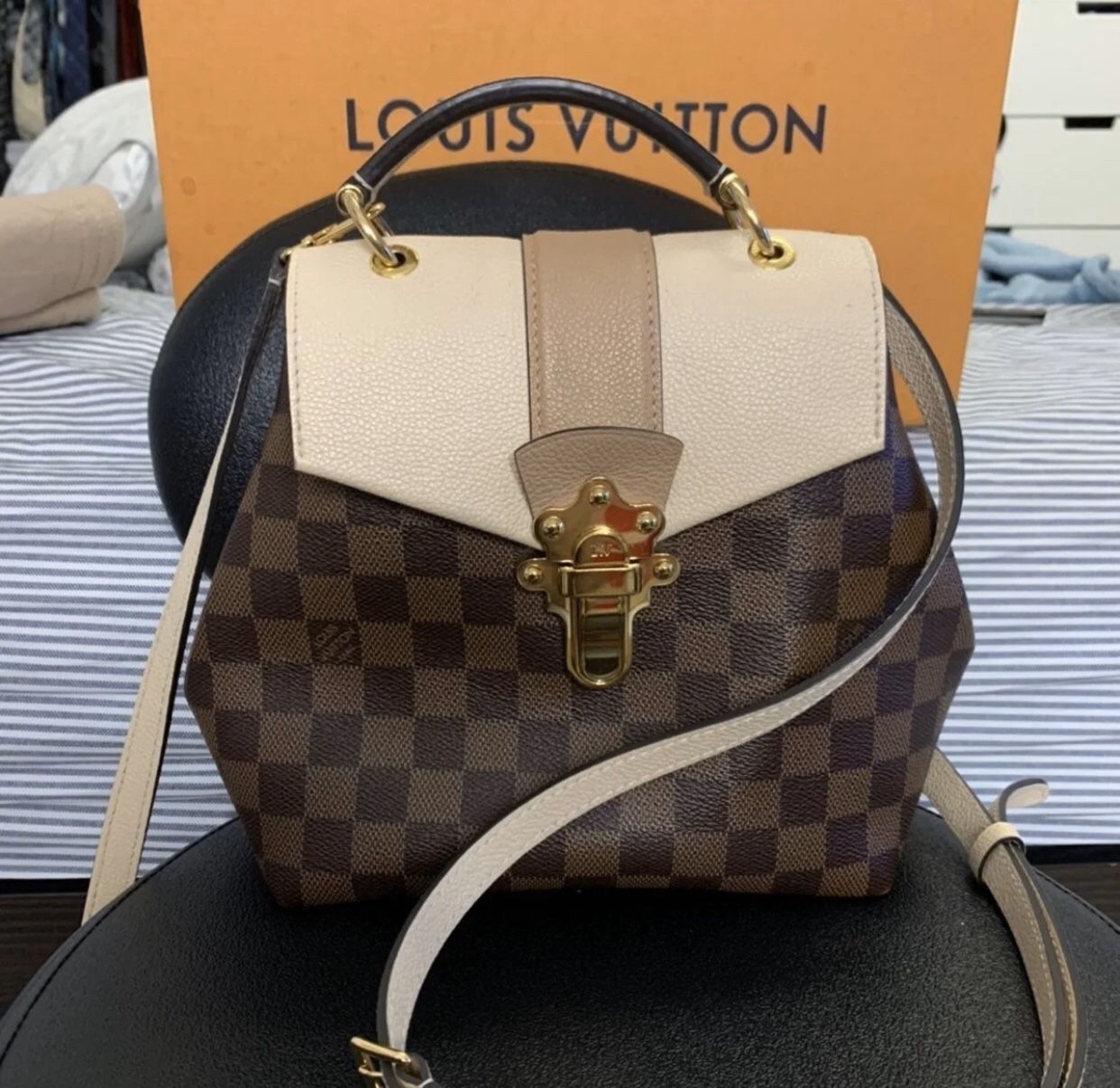 Louis Vuitton Clapton bag