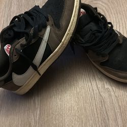 Travis Scott Air Jordan 1 Low 
