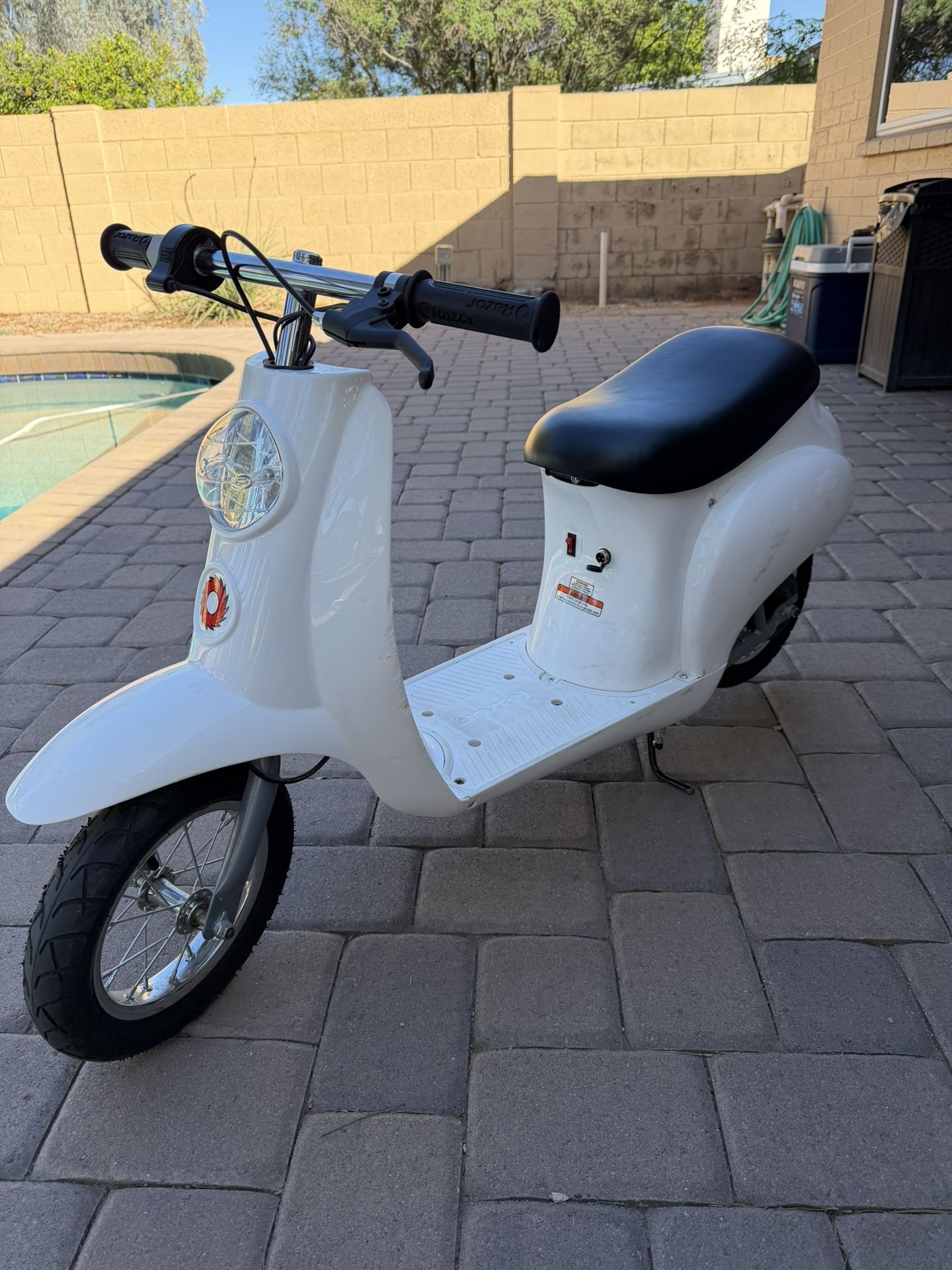Modified Razor Scooters Razor Pocket Mod Electric Scooter for Sale in Chandler, AZ - OfferUp