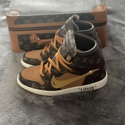 Louis Vuitton High Top Gym Shoes With Case
