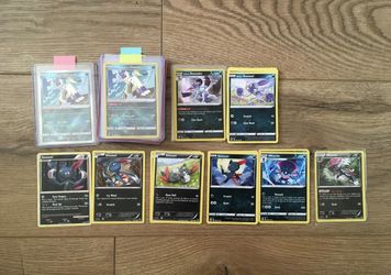 Pokémon Trading Cards Bundle: Sneasel, Weevile and Hisuian Forms