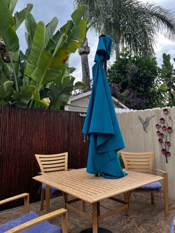 Free 9ft patio umbrella (as is)