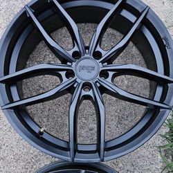 Niche Vosso 20x9 (5 Wheels) 1250 OBO