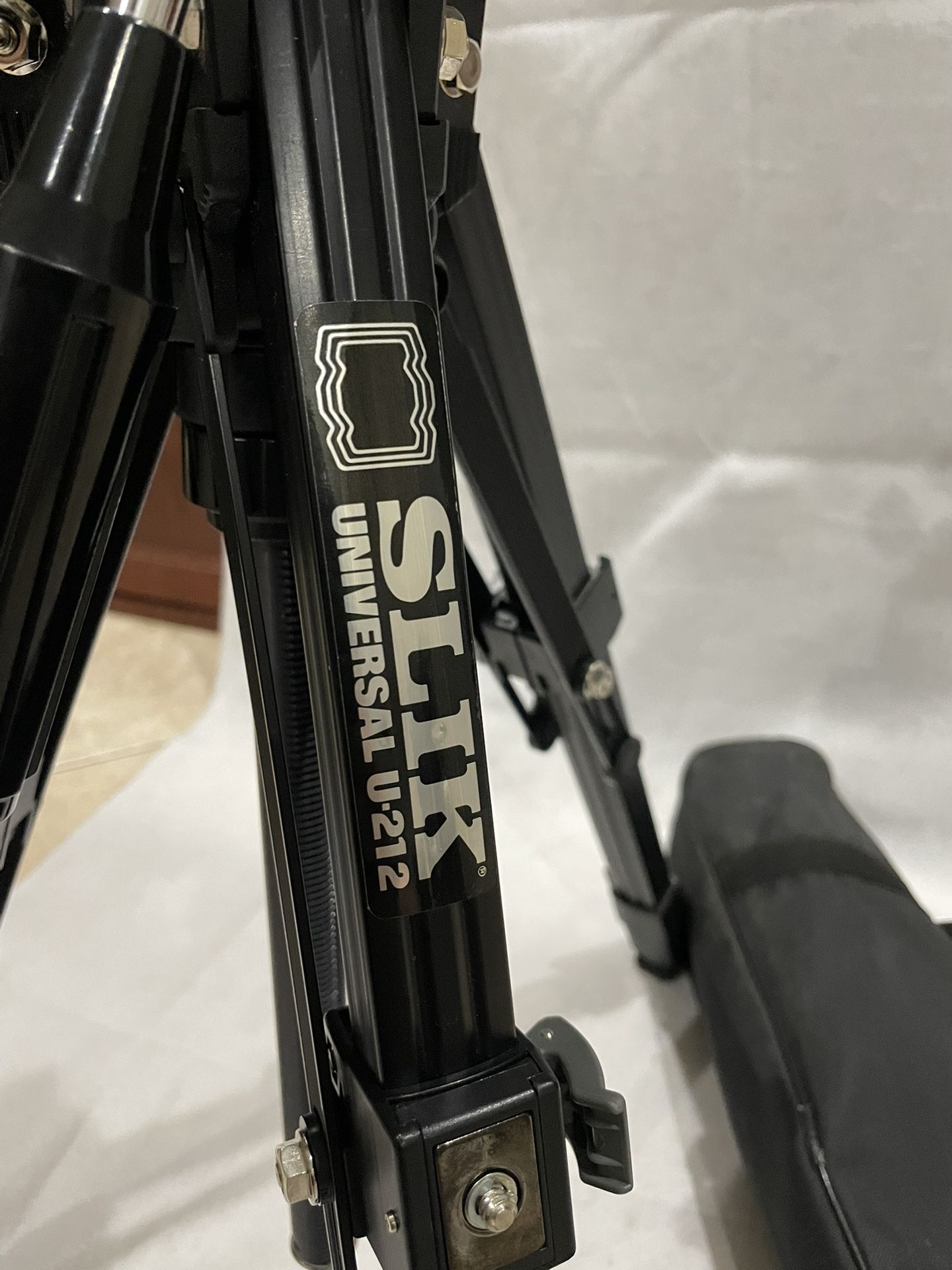 SLIK U212 Tripod