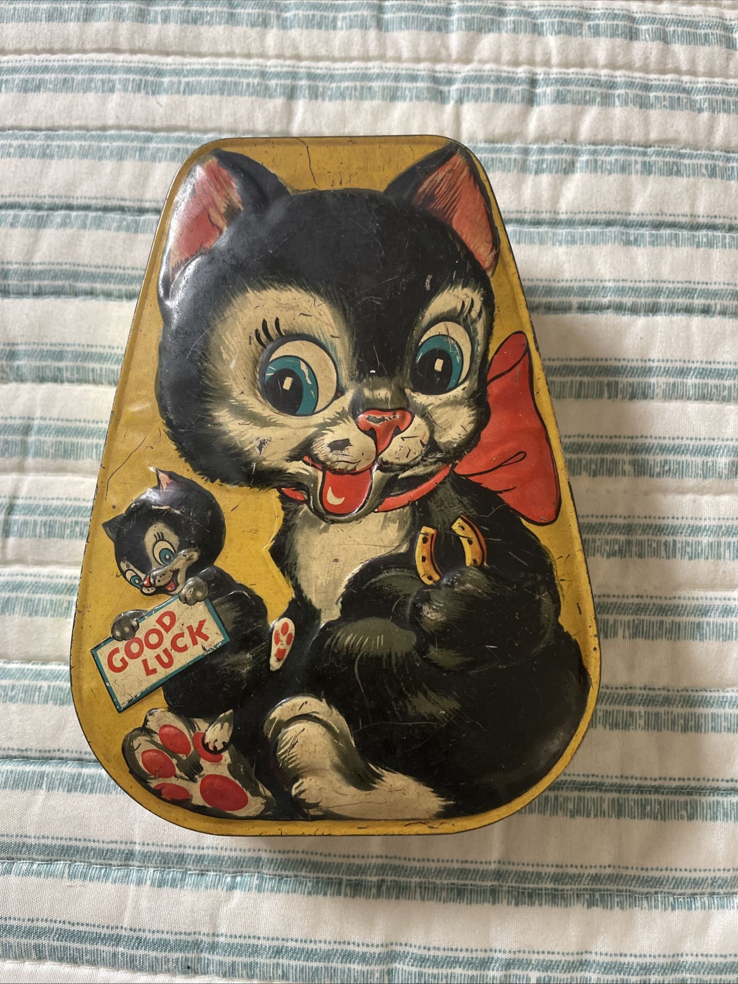 Antique /Vintage Cat Tin filled with old buttons and hand made wood spool peg thread holder