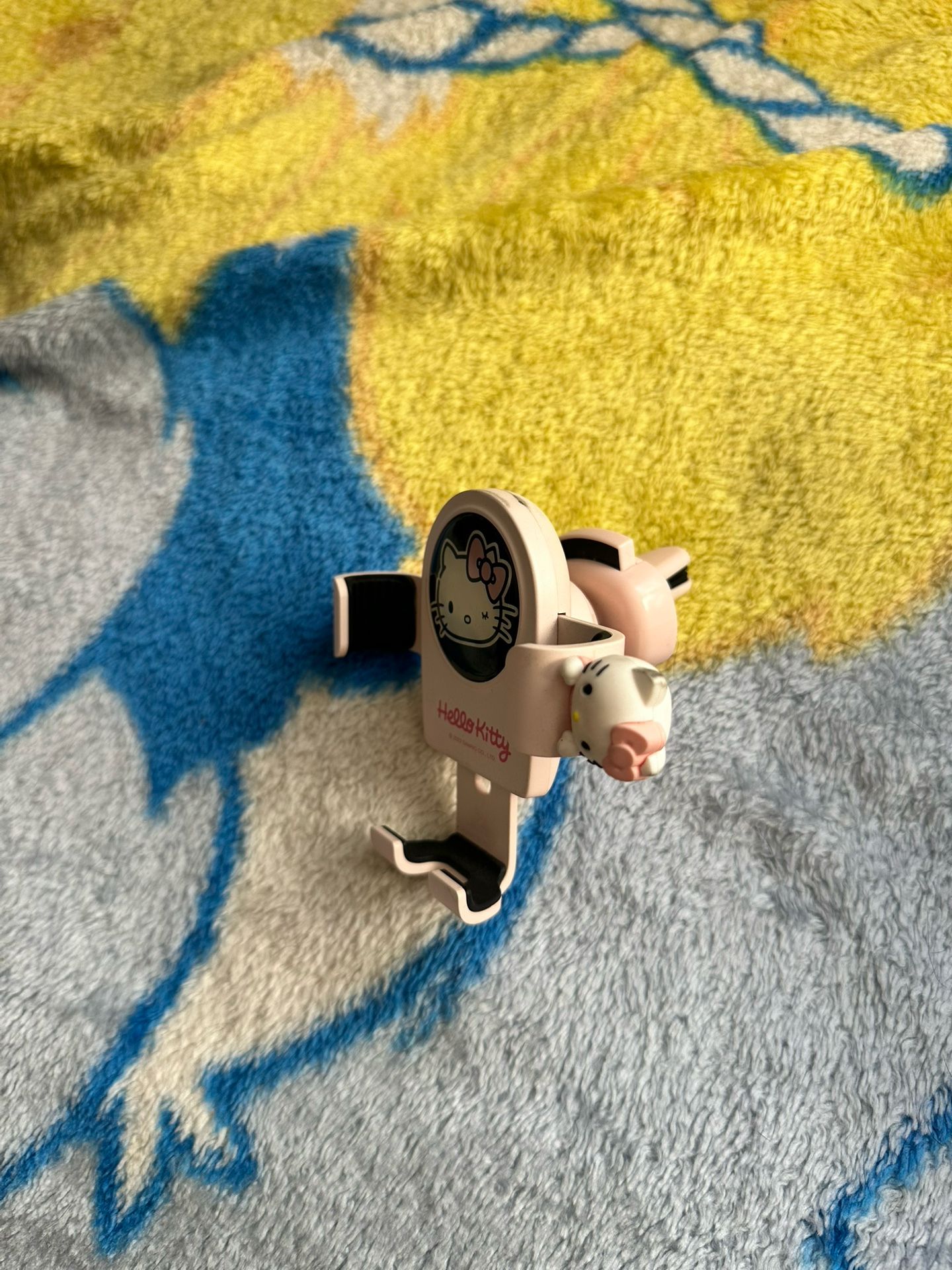Hello Kitty Car Vent Phone Holder