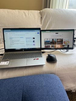 Hp laptop 15.6 inch Amd Ryzen 3 2.4 ghtz 8 mb ram Windows 11