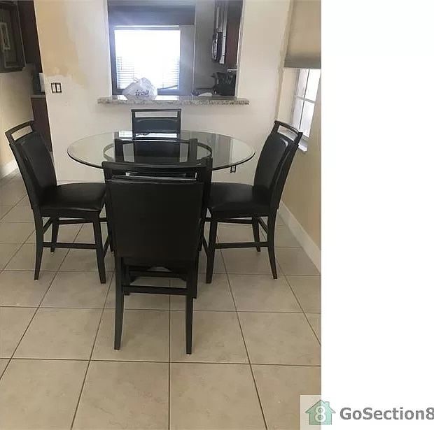 Bistro Table With Glass And 4 High Chairs