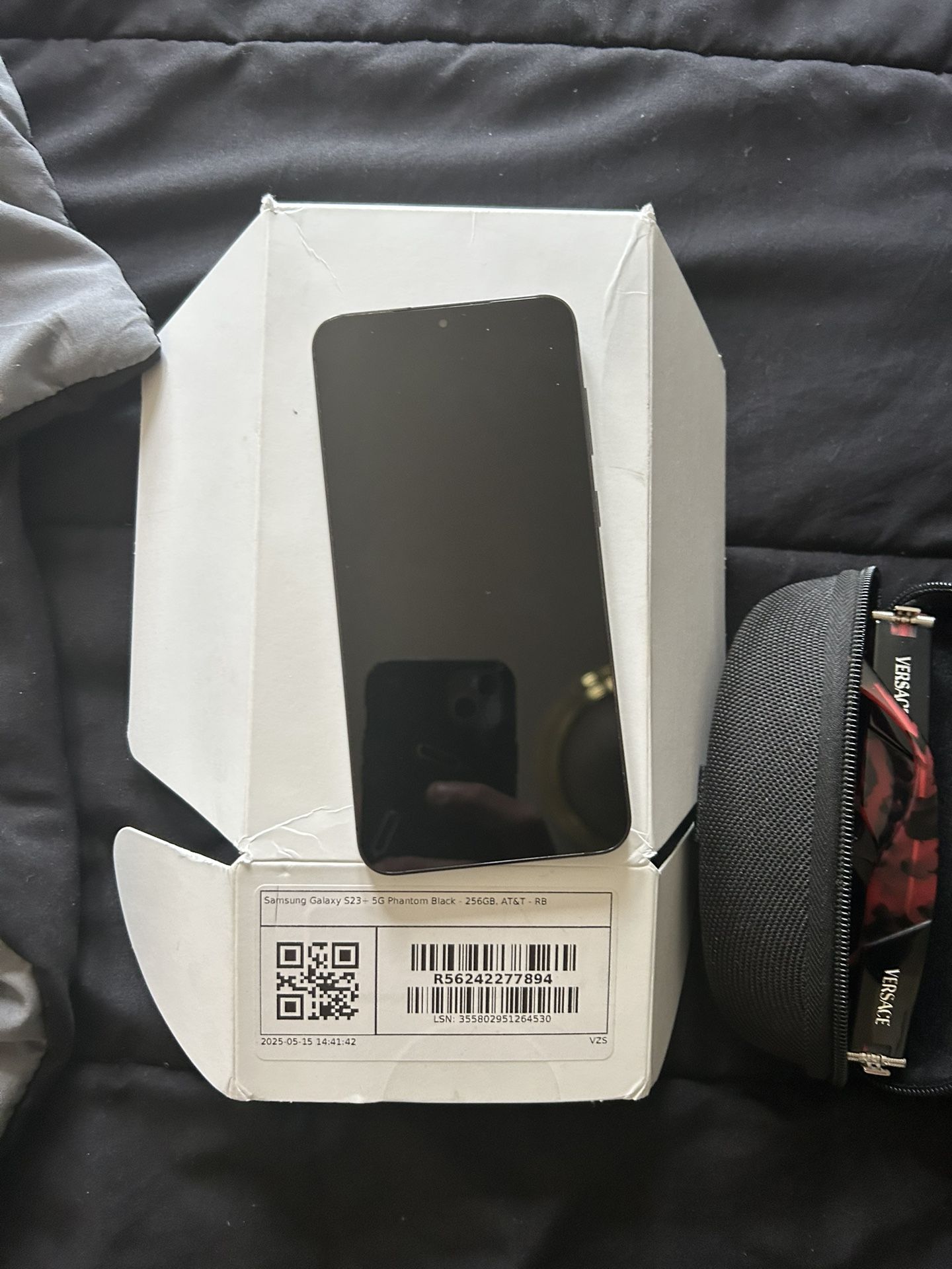 Samsung Galaxy S-23 (256-gigs) Black