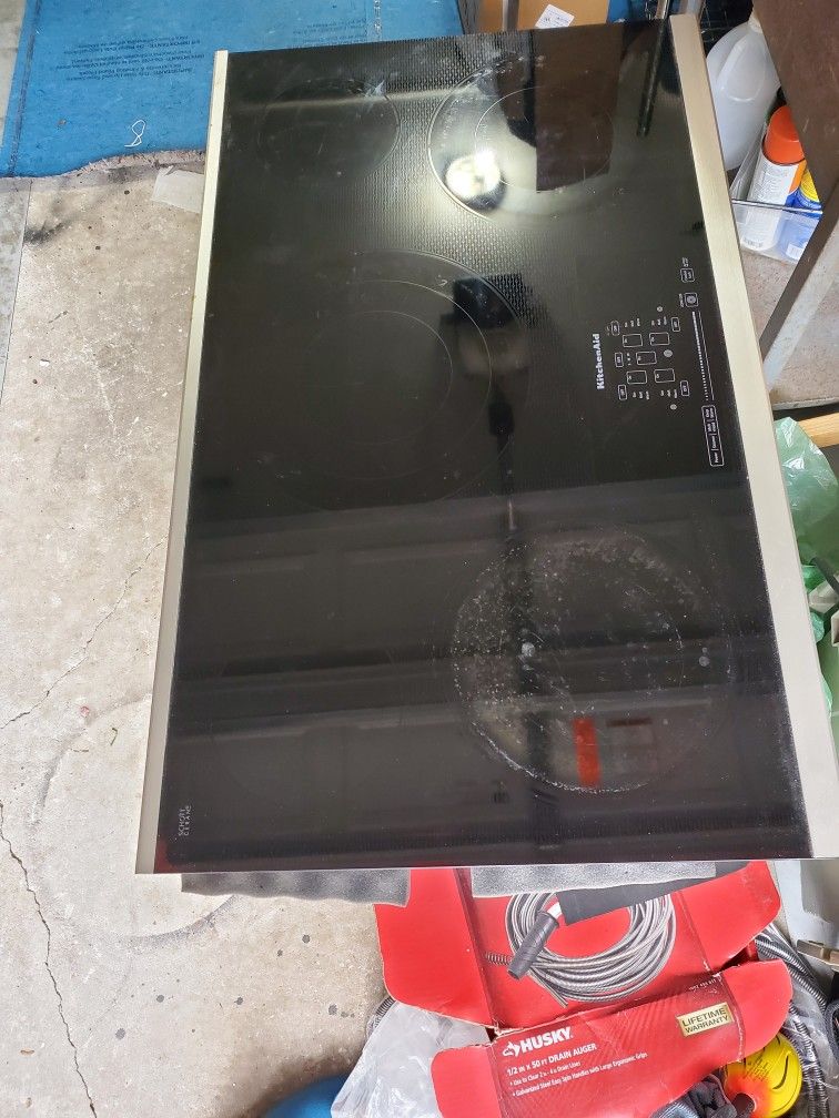 Schott Ceran LINE Kitchen 36 in. 5-Burner Element Top Control Induction Cooktop with Touch Controls in Black Glass