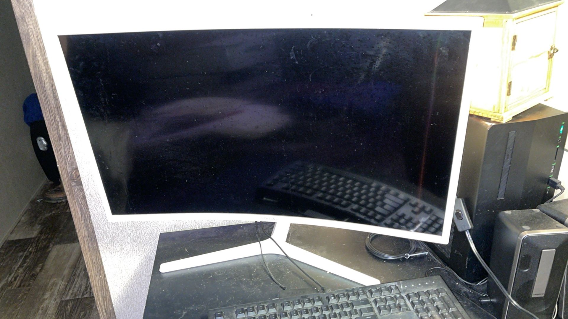 Samsung Curved Monitor