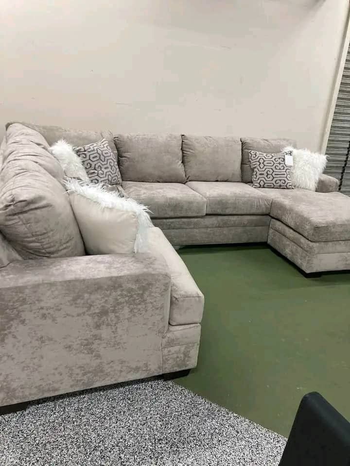 Sectional Couch 