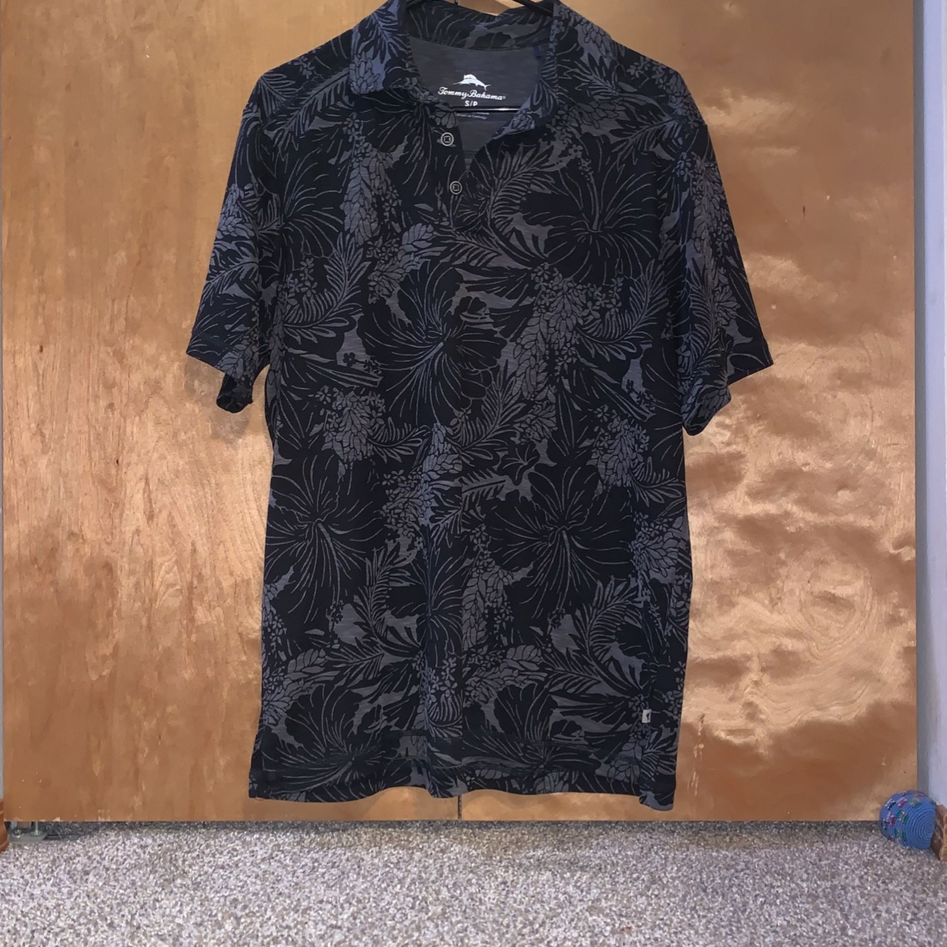 Tommy Bahama Men’s Shirt