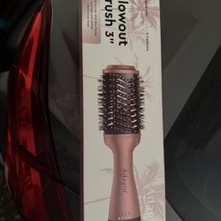 Adagio 3” Blowout Brush