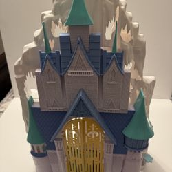 Disney Frozen Elsa Ice Palace Castle with some Furniture
