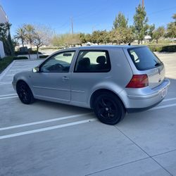 2004 Volkswagen Golf