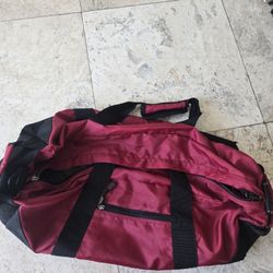 Large Red Bag    Bolsa   O   Maletita.