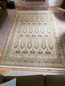 Rug