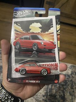Hotwheels ‘67 PORSCHE 911R $7