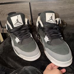 Jordan 4 - Retro