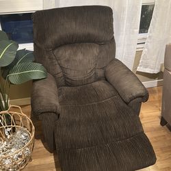 Recliner couch