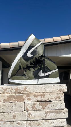 Jordan 1 Mid Black White Olive