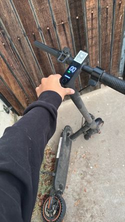 Electric scooter