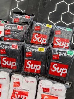 Supreme underwear and socks