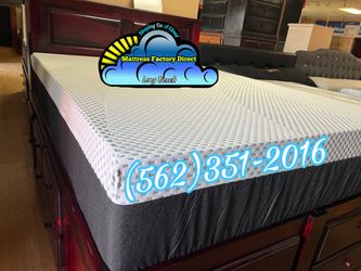 Extra firm Queen mattress and Boxspring base tambor Nuevo new