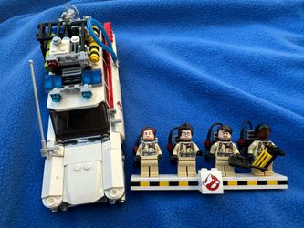 Lego ideas ghostbusters ecto-1 21108 w minifigures 