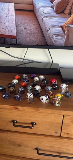 NFL Mini Helmet pencil topper Collection