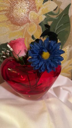 Red Art Glass Heart vase