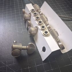 Grover 3x3 Guitar tuners..Aged nickel Finish......$25