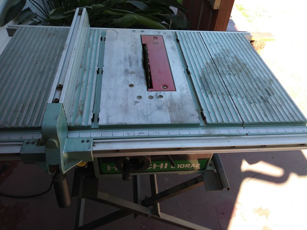 Hitachi C10RA2 Table Saw with Stand for Sale in Visalia, CA OfferUp