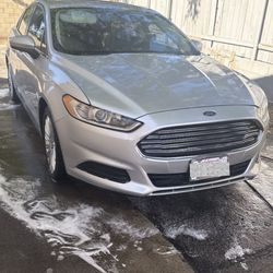 2016 Ford Fusion Hybrid