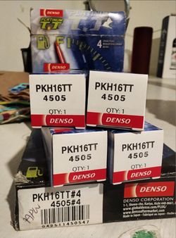 Toyota/scion denso spark plugs