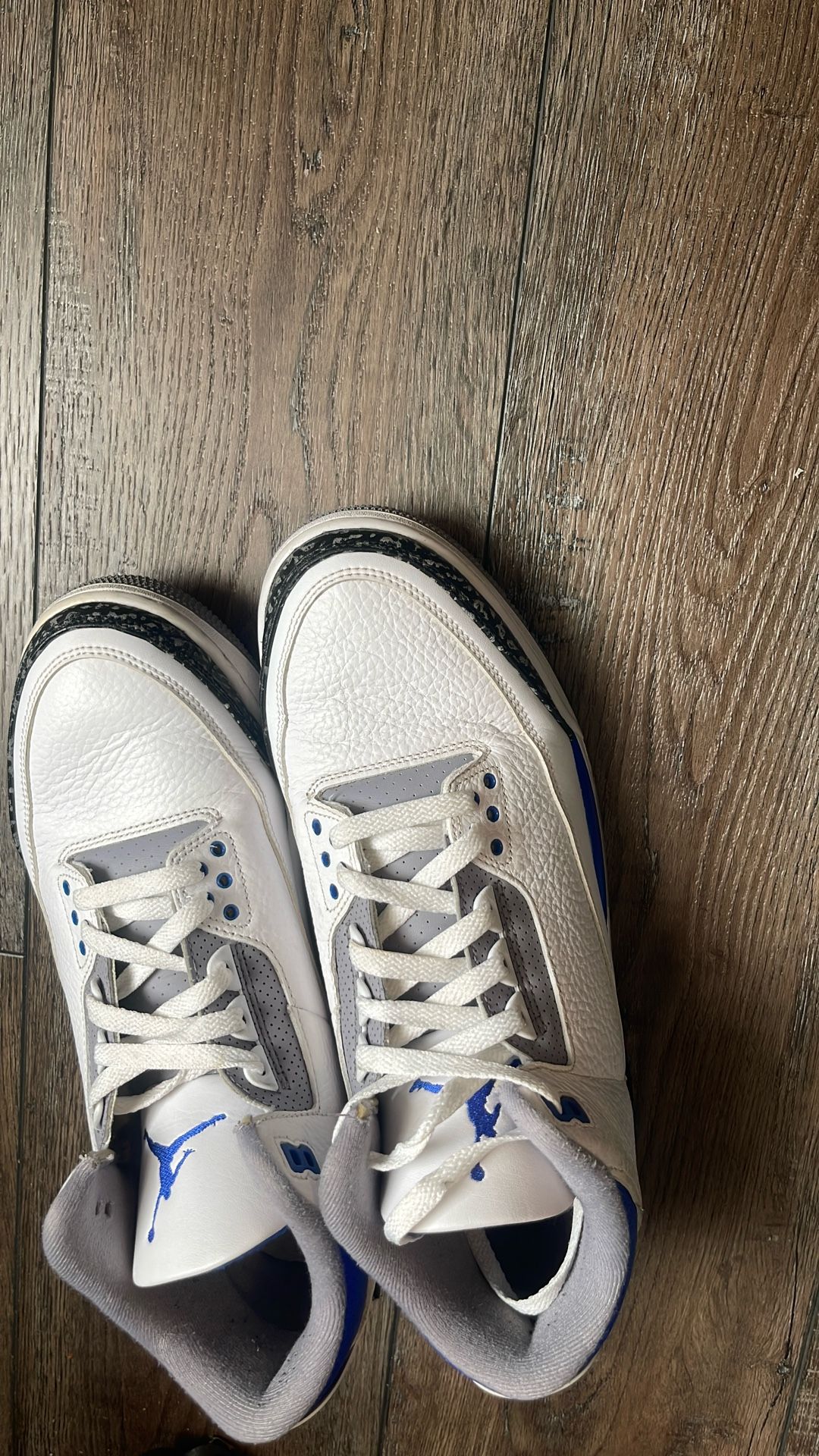 Jordan 3s ( Racer Blue ) Size 11