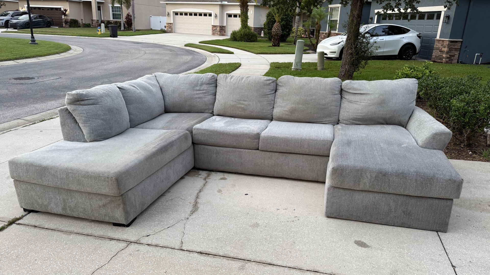 Broyhill Gray Sectional Couch