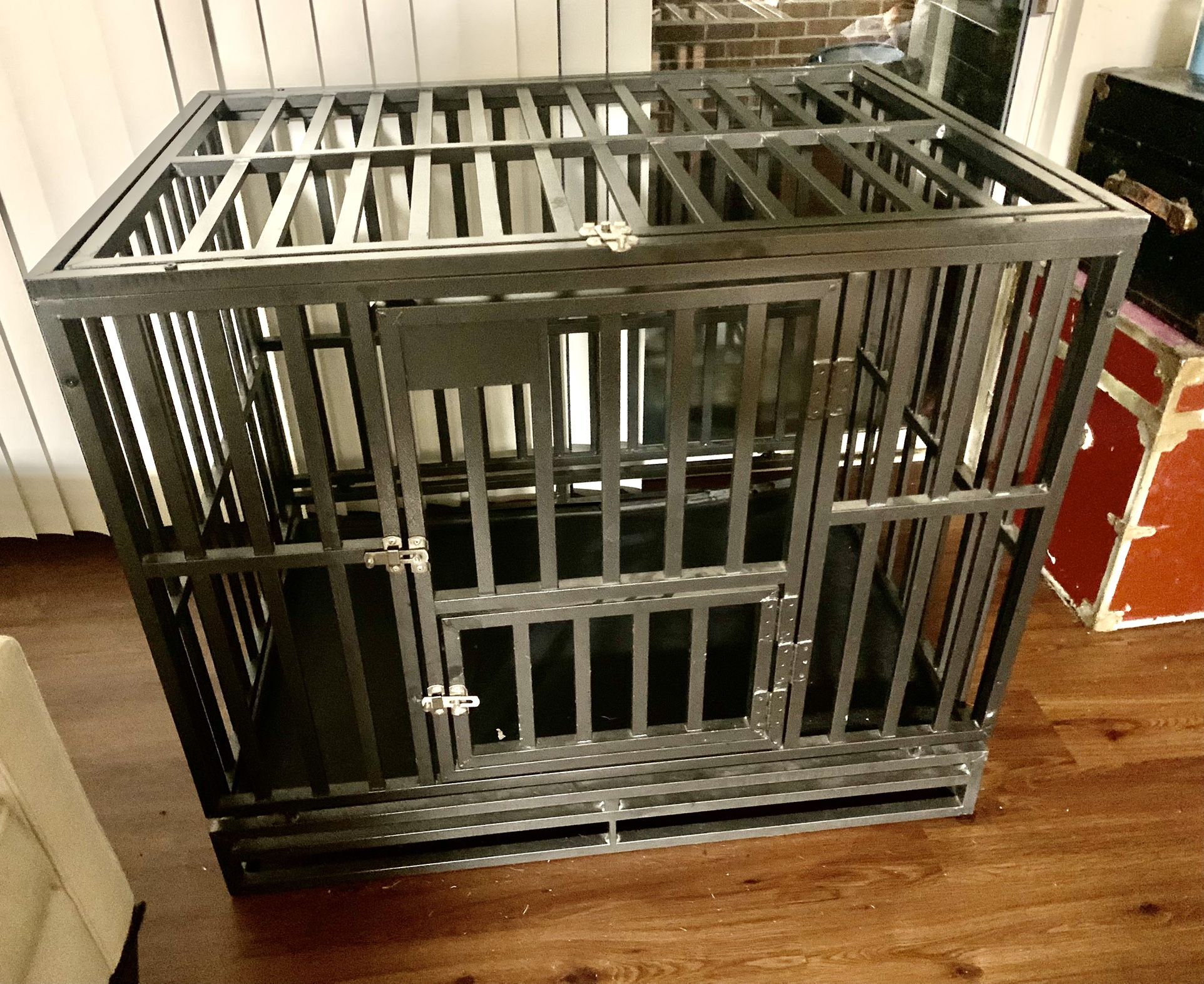 Steel Dog Crate 