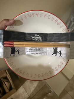 Winnie the Pooh ceramic bowl with chopstick